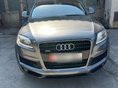 Сүрөт унаа Audi Q7