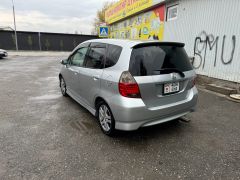 Photo of the vehicle Honda Fit