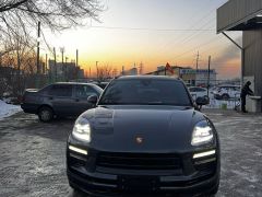 Photo of the vehicle Porsche Macan