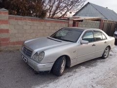 Photo of the vehicle Mercedes-Benz E-Класс