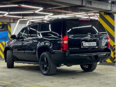 Сүрөт унаа Chevrolet Suburban