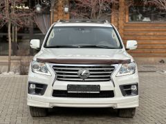 Photo of the vehicle Lexus LX