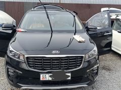 Photo of the vehicle Kia Carnival