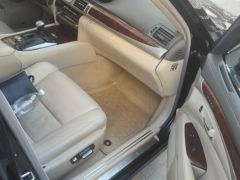 Photo of the vehicle Lexus LS