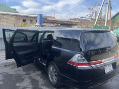 Photo of the vehicle Honda Odyssey