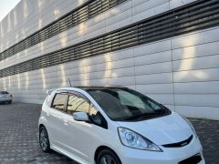 Photo of the vehicle Honda Fit