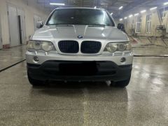 Photo of the vehicle BMW X5