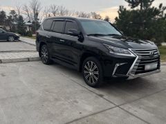 Photo of the vehicle Lexus LX