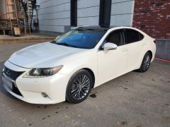 Photo of the vehicle Lexus ES