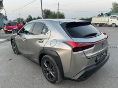 Photo of the vehicle Lexus UX