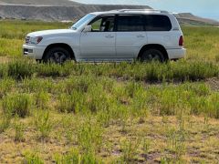 Photo of the vehicle Lexus LX