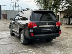 Фото авто Toyota Land Cruiser