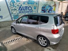 Фото авто Honda Fit