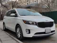 Сүрөт унаа Kia Carnival