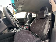 Сүрөт унаа Toyota RAV4