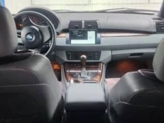 Photo of the vehicle BMW X5