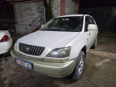 Сүрөт унаа Toyota Harrier