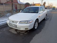 Сүрөт унаа Toyota Camry