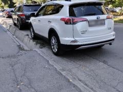 Сүрөт унаа Toyota RAV4