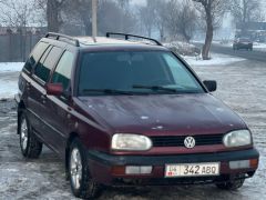 Photo of the vehicle Volkswagen Golf