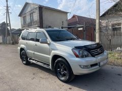 Photo of the vehicle Lexus GX