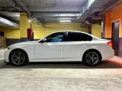 Photo of the vehicle BMW 3 Series