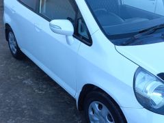 Photo of the vehicle Honda Fit