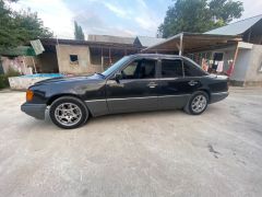 Сүрөт унаа Mercedes-Benz W124