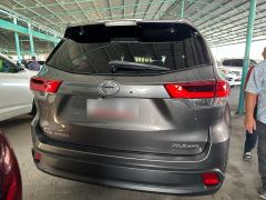 Сүрөт унаа Toyota Highlander