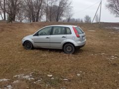 Фото авто Ford Fiesta