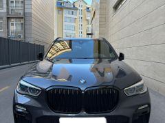 Photo of the vehicle BMW X5