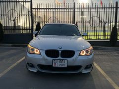 Photo of the vehicle BMW 5 Series