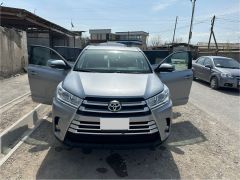 Сүрөт унаа Toyota Highlander