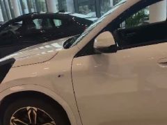 Photo of the vehicle BMW X2