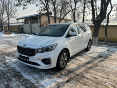 Фото авто Kia Carnival