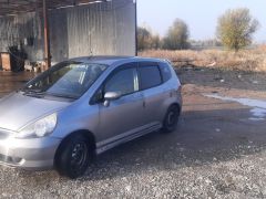 Photo of the vehicle Honda Fit