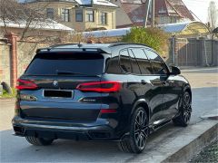 Photo of the vehicle BMW X5