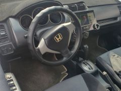 Сүрөт унаа Honda Fit