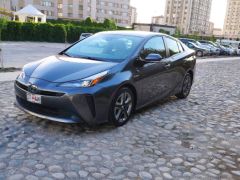 Фото авто Toyota Prius