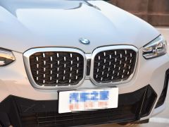 Photo of the vehicle BMW X4