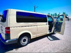 Фото авто Volkswagen Caravelle