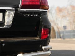 Photo of the vehicle Lexus LX