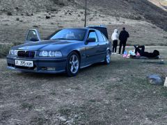 Photo of the vehicle BMW 3 Series