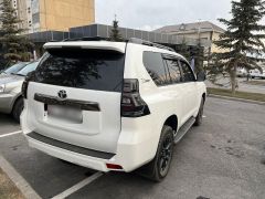 Сүрөт унаа Toyota Land Cruiser Prado