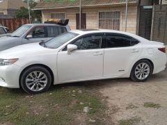 Photo of the vehicle Lexus ES