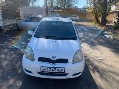 Сүрөт унаа Toyota Vitz