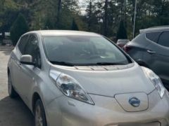 Фото авто Nissan Leaf