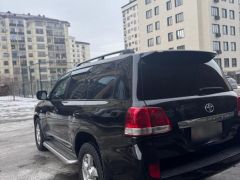 Фото авто Toyota Land Cruiser