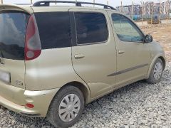 Сүрөт унаа Toyota Yaris Verso