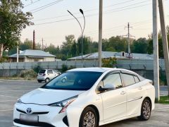 Фото авто Toyota Prius